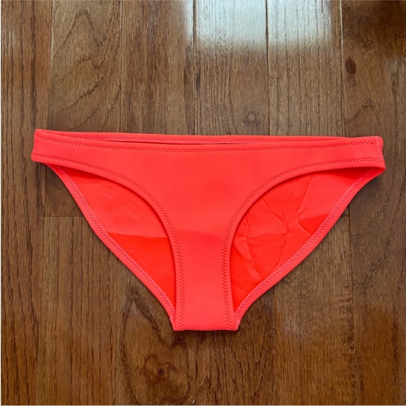 Triangl floral multicolor neoprene bikini top - Picture 3 of 13